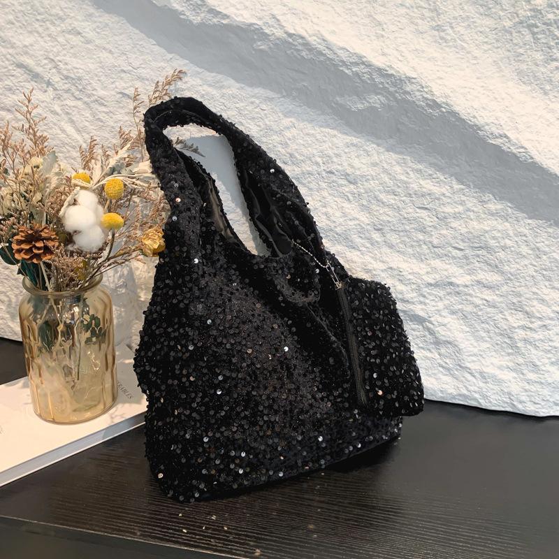 High-value sequined niche tote bag 2025 new fashion trendy and versatile foreign style starry sky shining shoulder handbag