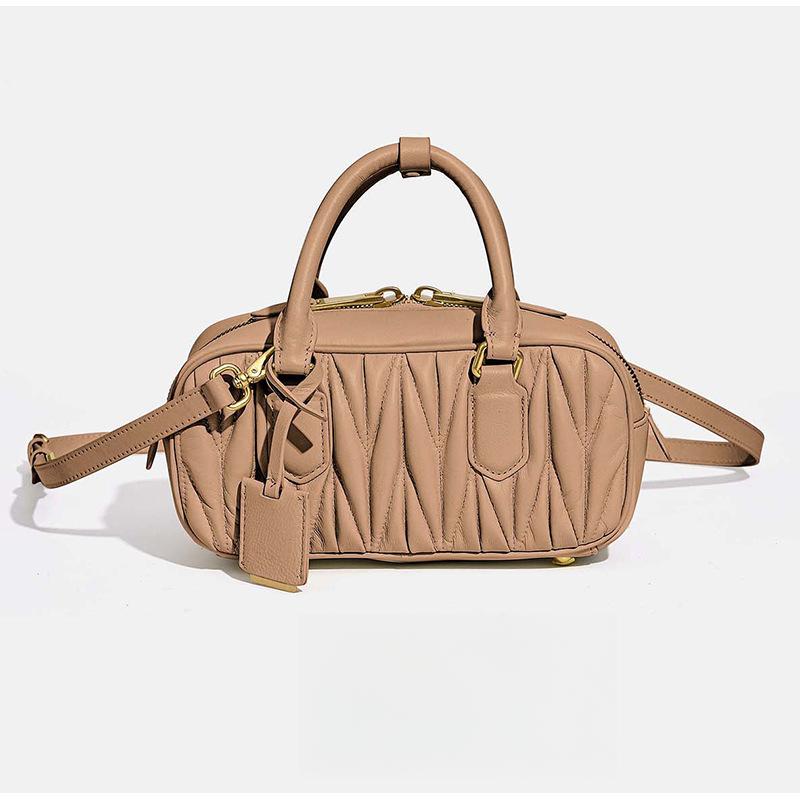 

Высококачественная сумка-боулинг из овчины, Плиссированная кожа, Маленькая квадратная сумка с вышивкой, Женская сумка через плечо 23*8*12cm