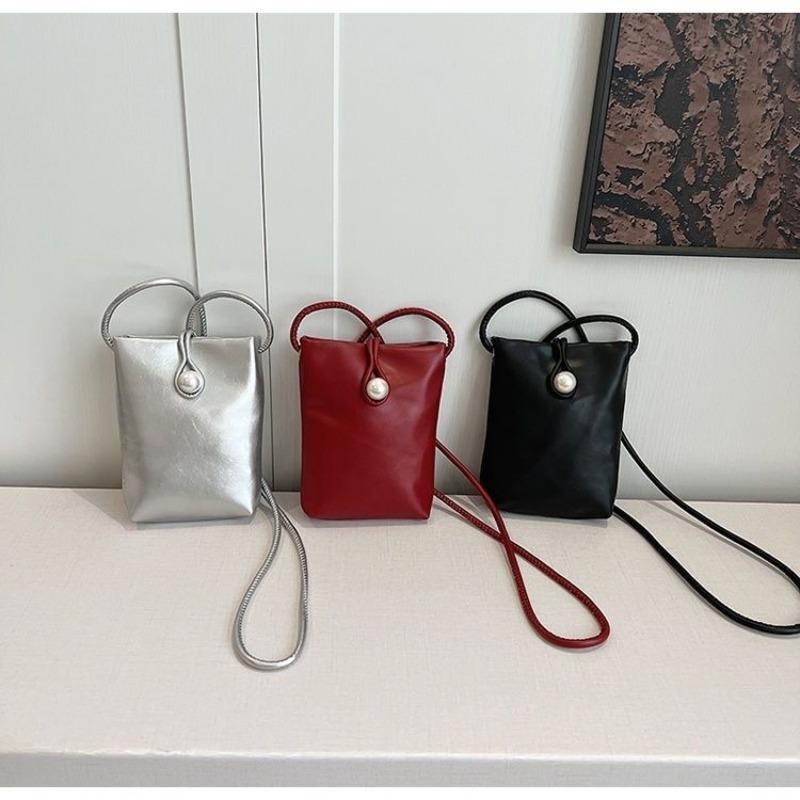 Mini mobile phone bag new shoulder messenger bag small bag sweet out ins women's bag red black A