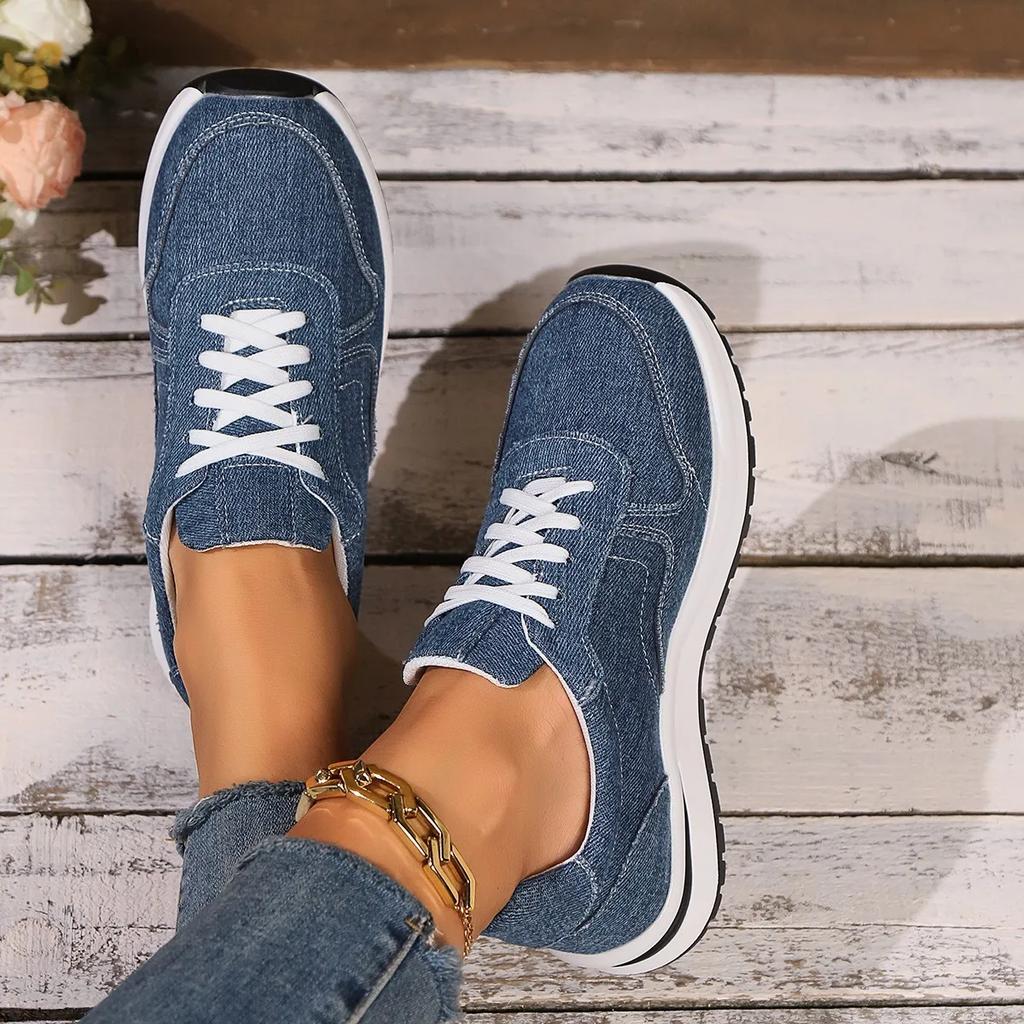 2025 New Fashionable Casual Women's Shoes Plus Size 36-43 Sport Shoes With Lace And Thick Sole Canva Women's Shoes Wholesale