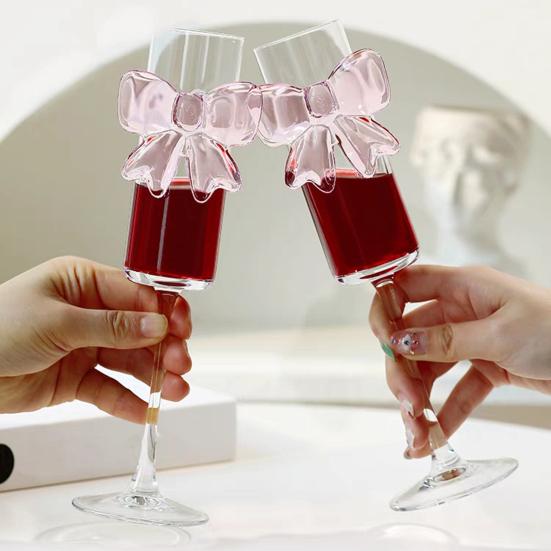 Yousheng Wine Glass Champagne Flutes with 3D Pink Butterfly Decoration Faux Crystal Glass Wedding Party Anniversary Wine Glasses