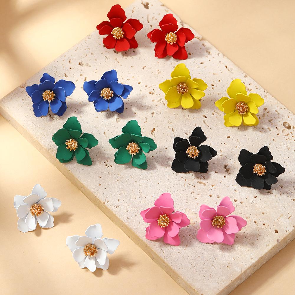 Women's Multi-layer Petal Flower Earrings - Japanese Korean Style