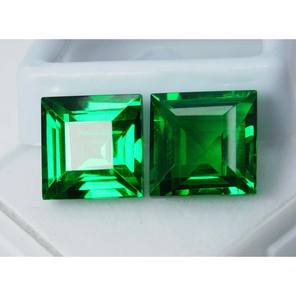 LAB   20 Ct Green Tsavorite Garnet Square Cut PAIR Gemstone For Jewelry