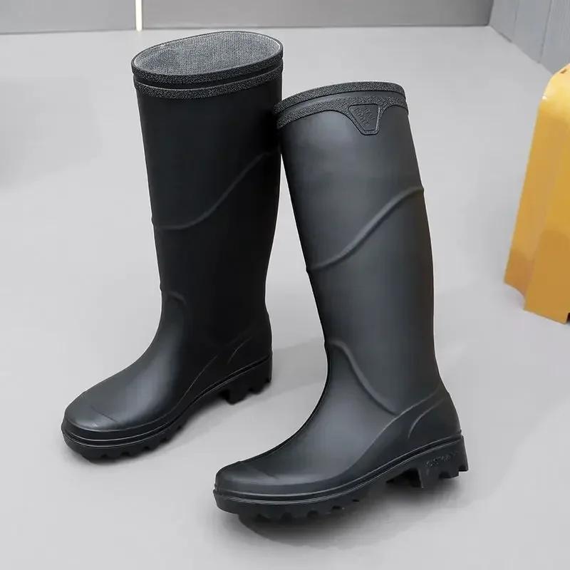 Fashion Outdoor Waterproof and Non-slip Gum Man Shoes Rainy Day Cheap Wide Toes Rain Boots for Men Low-heel Mud Teenagers Wellies Adult