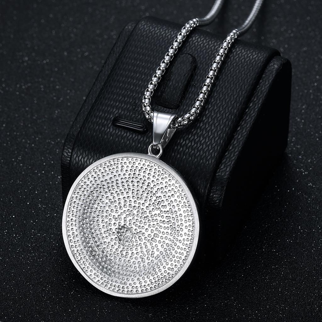 New Hip-Hop HIPHOP Jewelry Titanium Steel Gold-Plated Rhinestone Crown Three-Plant Pendant Necklace