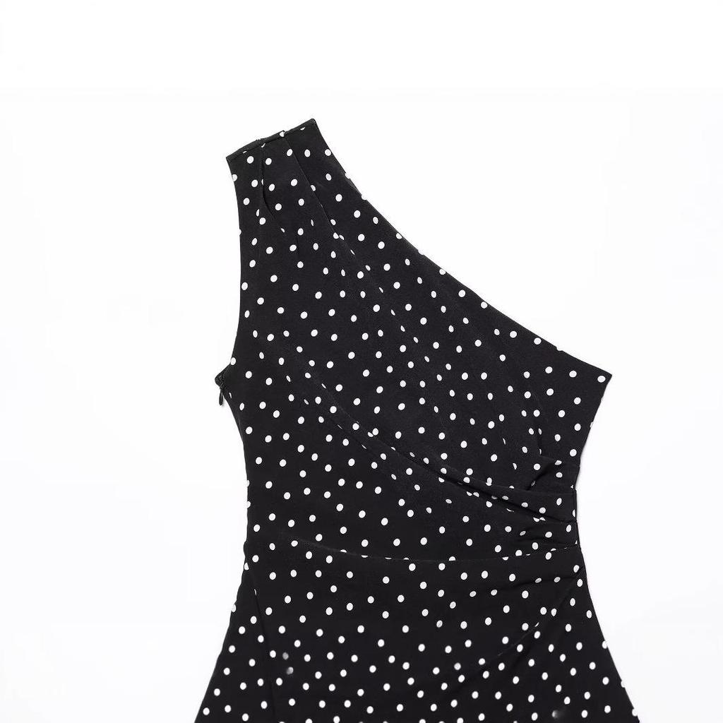 Polka Dot One-Shoulder Pleated Super Short Dress with French Design