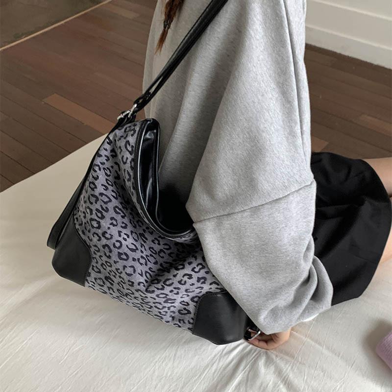 Vintage Leopard Tote Bag For Women Luxury Design Large Capacity Crossbody Bags Casual Fashion Splicing Backpacks