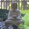 Harpiks Solcelle Buddha Statue Hagedekor Lys Zen Asiatisk Japansk Hagedekorasjon Utendørs Veranda Terrasse Gård Skulptur