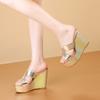 Hasse die himmelhohen und coolen Hausschuhe Damen neu Sommer 2025 Oberbekleidung Leder Gold und Silber wasserdichte Plateau-Plateau-Plateau-Plateau fas