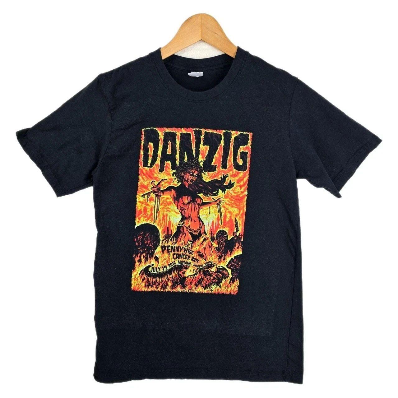 Vintage Tops Harajuku Streetwear Danzig Band 90s Horror Graphic Print Short Sleeve Casual Loose Tee Y2k Cotton Tshirt Unisex S