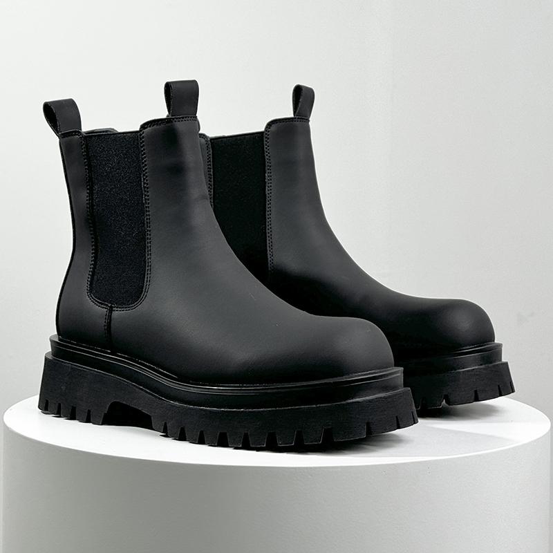 Neuankömmling Leder Herren Chelsea Boots Dicke Sohle Runde Zehenpartie Kurze Stiefel Winterbekleidung Botas Warme Plüsch Schneeschuhe Hohe Schuhe