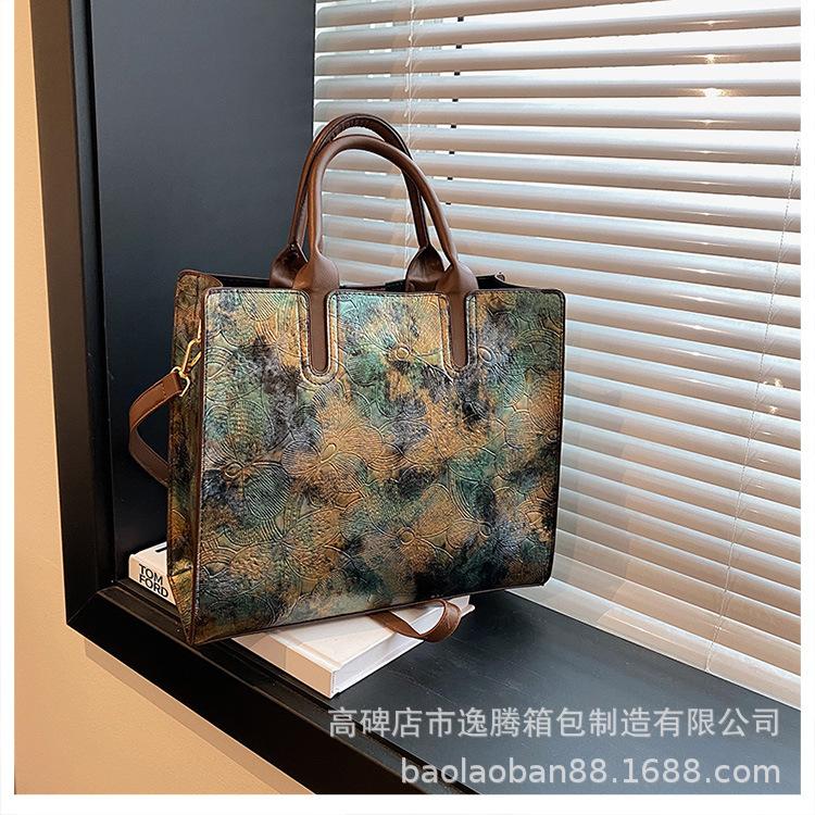 

Сумка для матері середнього віку, жіноча, 2024, нова модна сумка в національному стилі, на одне плече, косий проміжок, портативна жіноча сумка, сумка великої місткості зелений