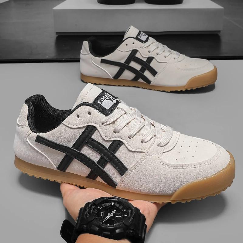 White Breathable Casual Shoes Men Canvas Shoes Korean Men Slip-on Couples Sneakers Comfortable Outdoor Walking Flats Shoes