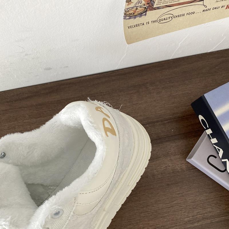 Nischen-Zerstörungs-Wind-Plattform-Weiße Schuhe Guochao Unisex Vielseitige Brotchuhe Studenten-Sport-Skateboard-Schuhe