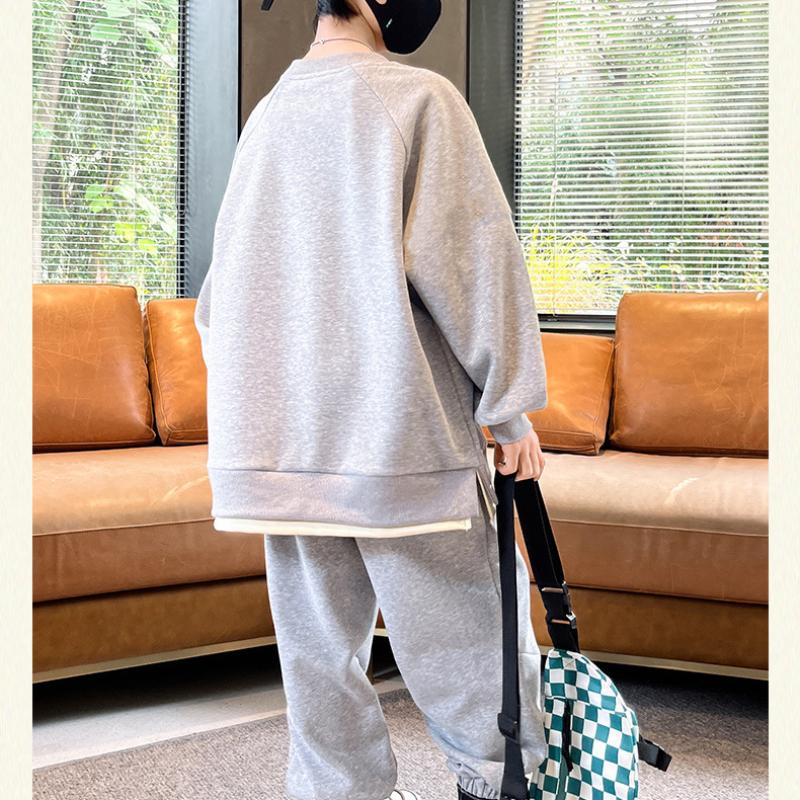 Boys fashion suit new children's autumn sweater sportswear middle and large children spring and autumn models handsome fashionable tide