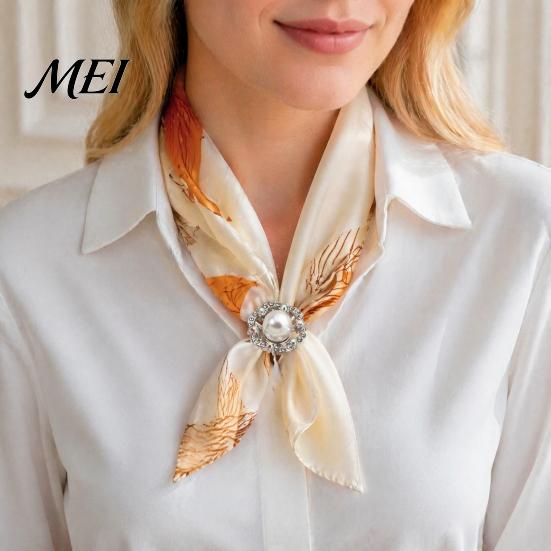 Shiny Scarf Ring Retro Flower Ring, Faux Pearl Rhinestone Clip, Electroplated Elegant Decorative Silk Holder for Women Neckerchiefs Shawls Shirts