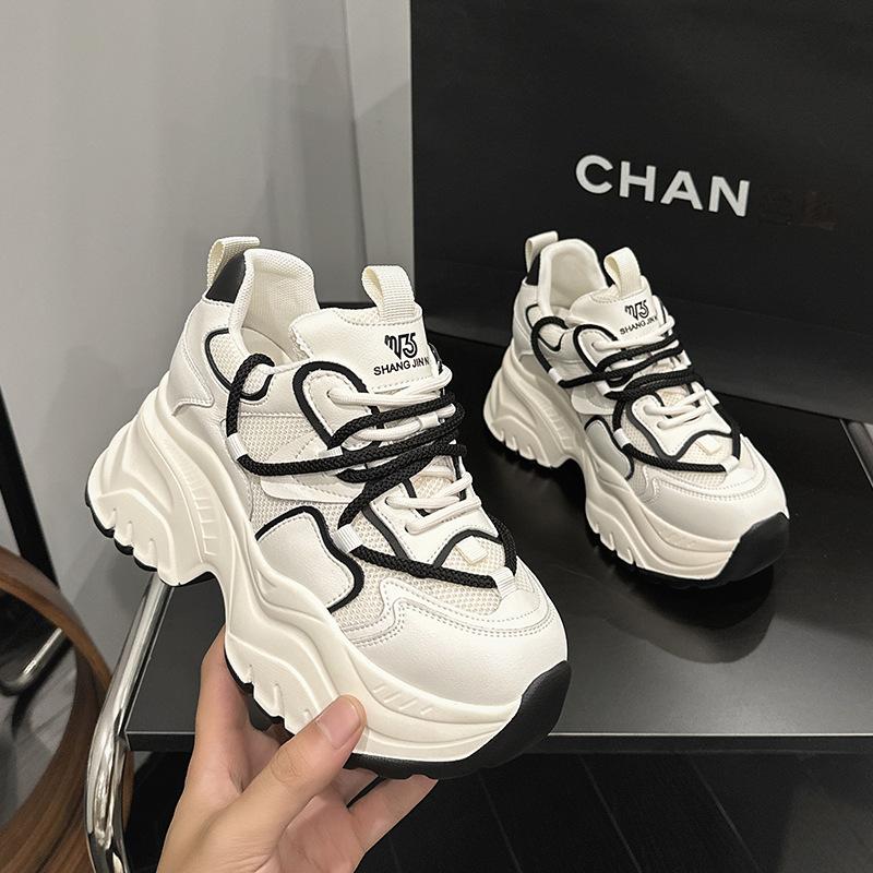 Inner Height Increase Dad Shoes Women's 2025 Spring New Versatile Sports and Leisure Shoes Special Small Size Small Platform Women's Shoes