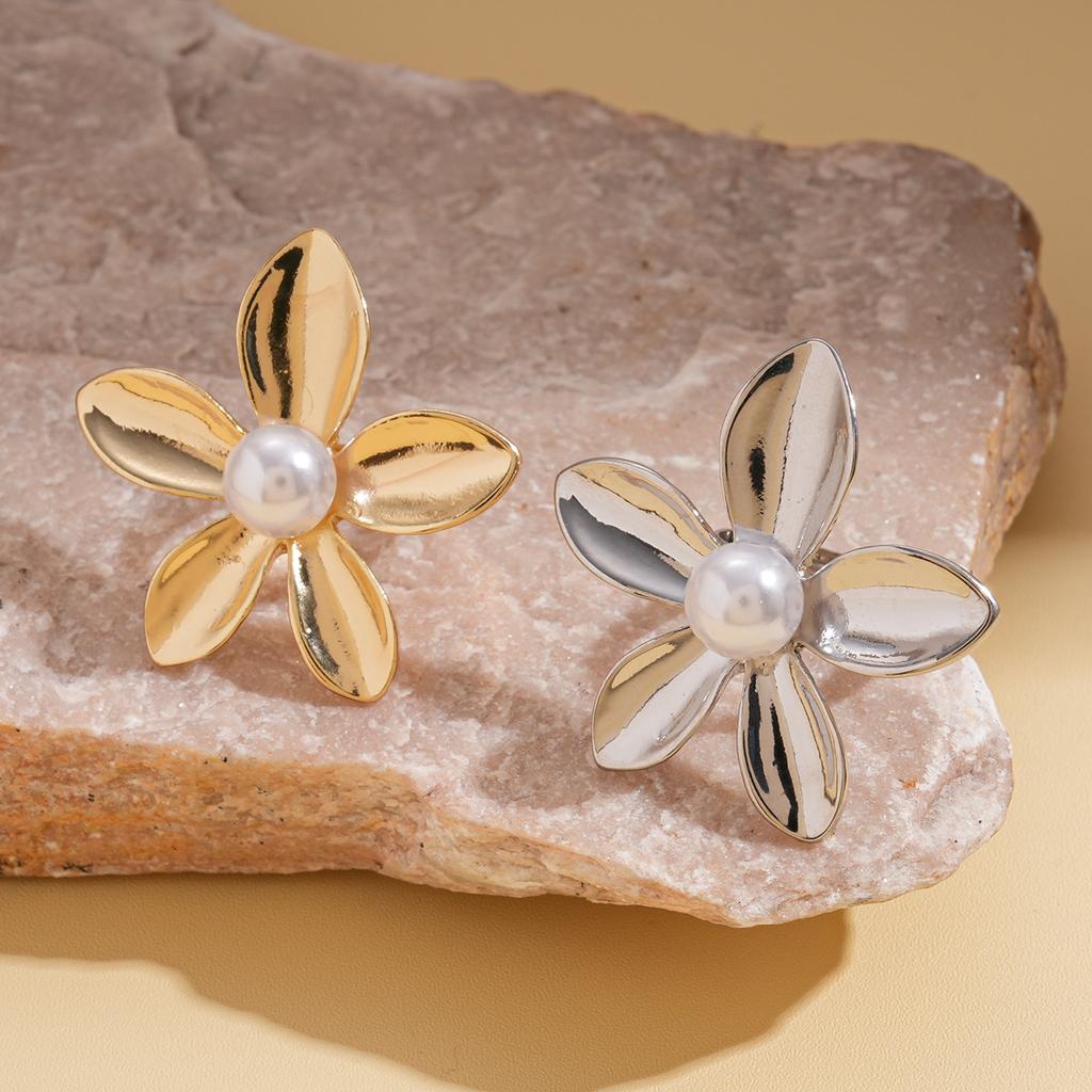 Exaggerated imitation pearl flower opening ring simple niche jewelry