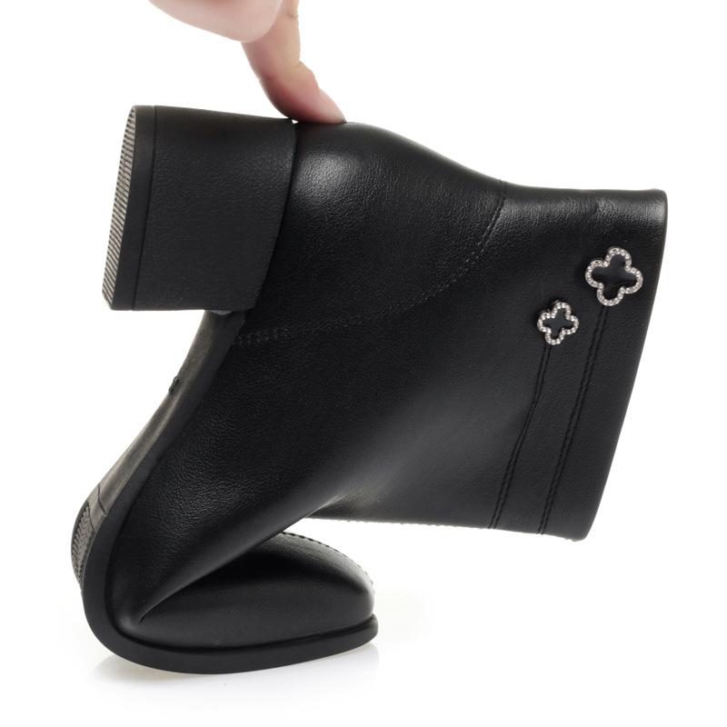 

Взуття материнське взуття бавовняне взуття взуття на м якій підошві осінні та зимові оксамитові середні чоботи короткі чоботи середнього віку шкіряне взуття середнього та літнього віку 41