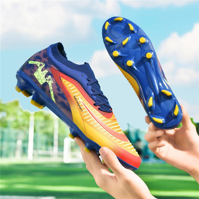 New Men's Soccer Shoes High-Top Soccer Cleats Outdoor Breathable Athletic Professional Spikes Youth Boys Football Shoes Unisex