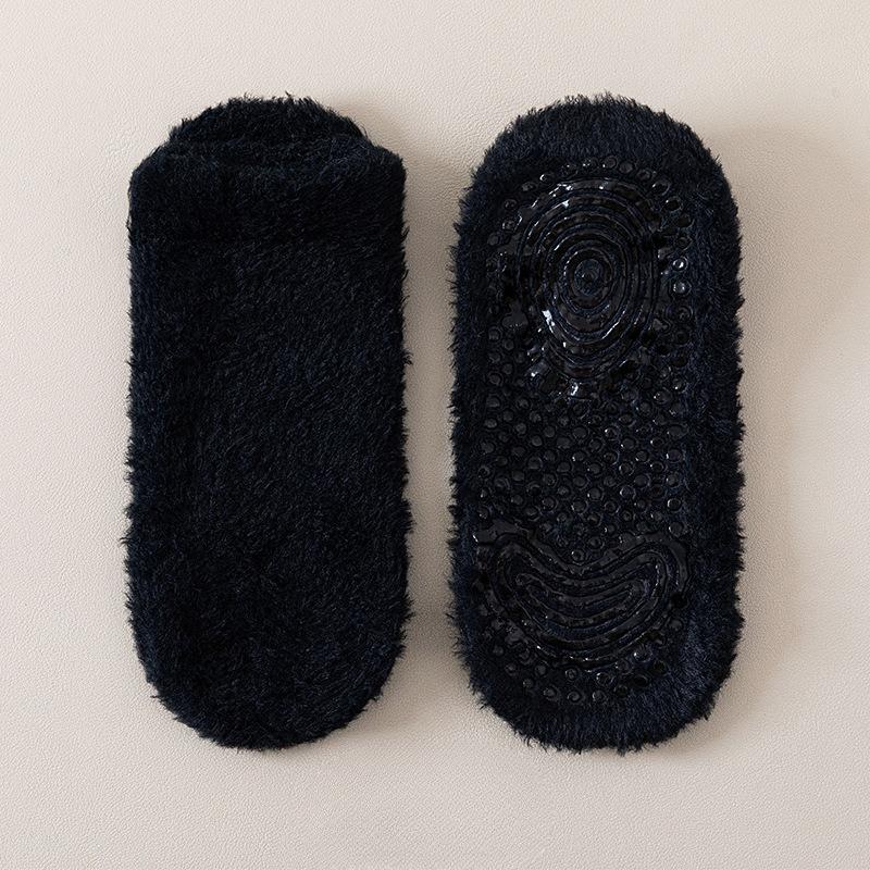 Soft Woolen Socks for Men, Thick and Warm for Autumn and Winter, Non-shedding, Good At Keeping Warm, Short Tube, Anti-slip, Suitable for Home Use