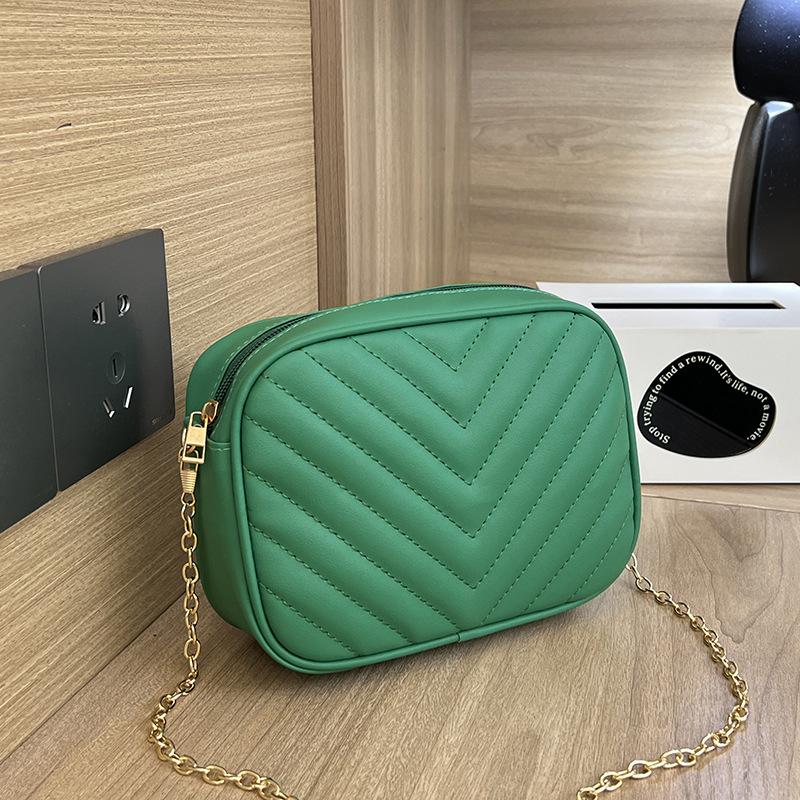 Rhombus Embroidery Thread Bag Women's New Retro Women's Bag Chain Messenger Bag Fashionable and Simple Small Square Bag