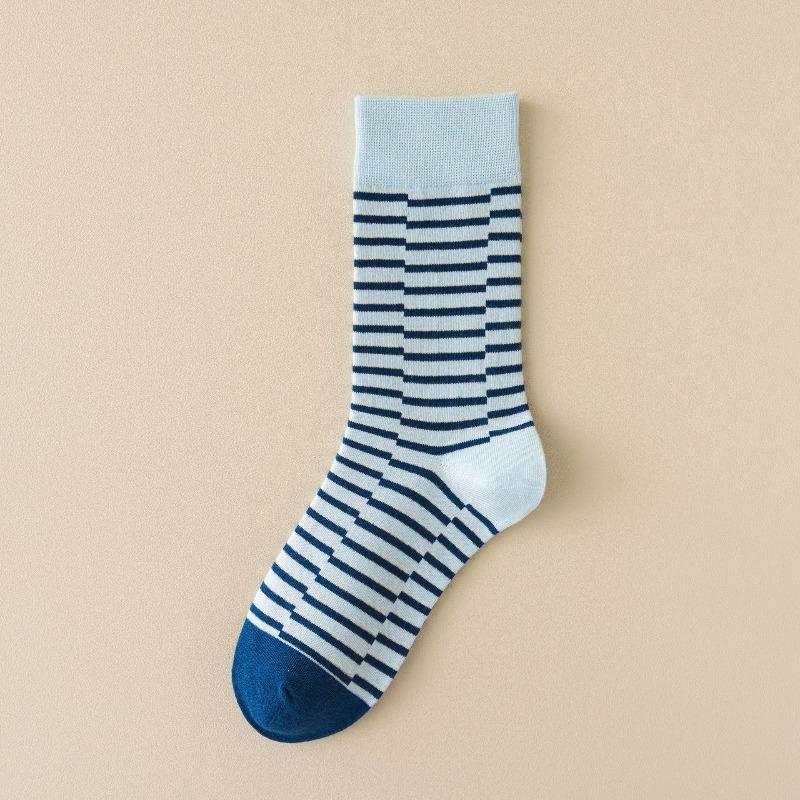 Women's Autumn and Winter Striped Mid-calf Socks, Cotton Sweat-absorbing Boneless Pile Socks, College-style Women's Socks