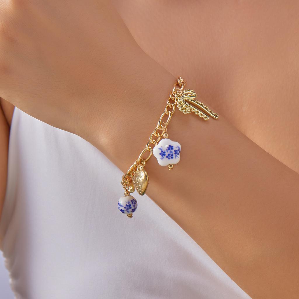Vintage Blue and White Porcelain Bracelet for Women Ceramic Metal Beads Bowknot Strand Bangle Party Daily Jewelry Accessories