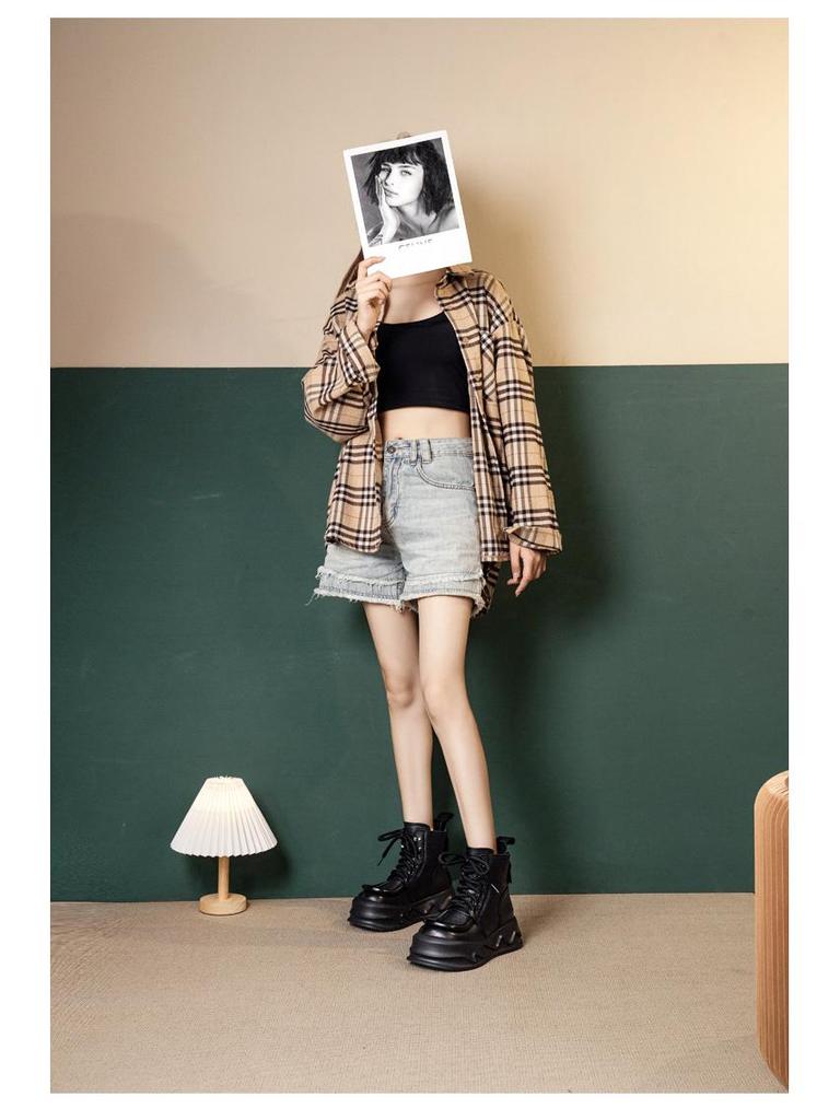 Women's Genuine Leather Retro Martin Boots - British Style Slimming Ankle Hiking Boots with Thick Sole for Autumn/Winter 2025