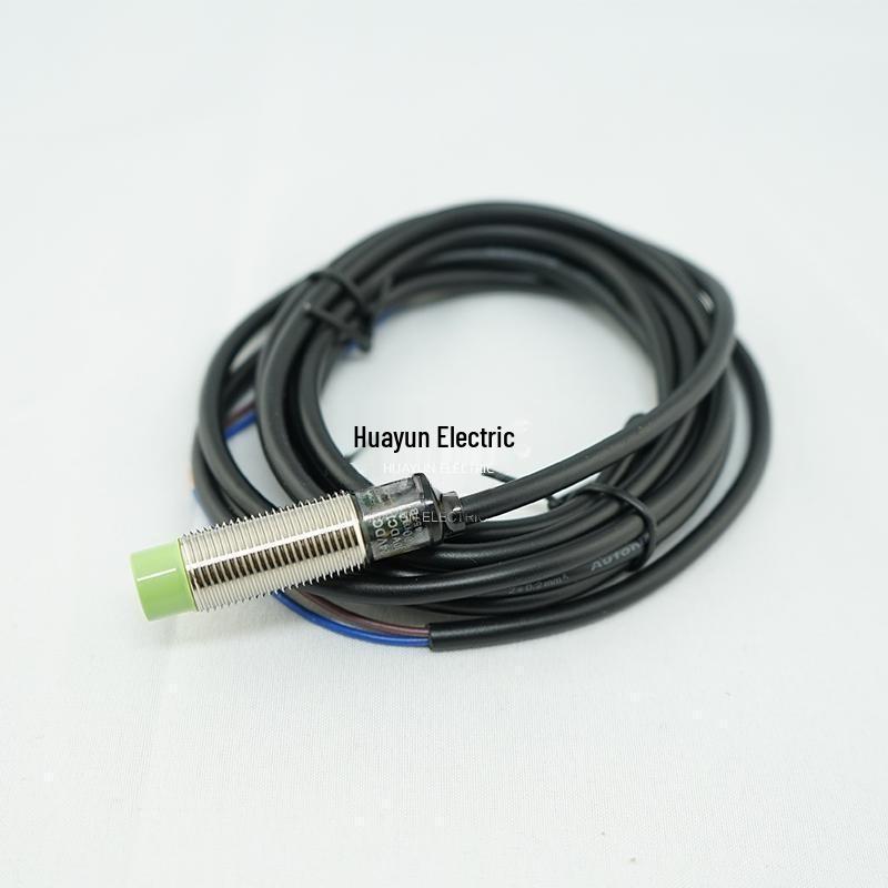 Autonics PRT12/18 Proximity Switch DC Two-Wire, 4DO/2DO and 5DO/8DC Variants
