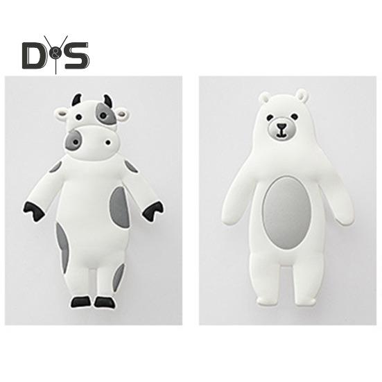 4Pcs Self-Adhesive Wall Hooks Cute Animal Shape Simple Installation Kitchen Bathroom Reusable Seamless Hooks