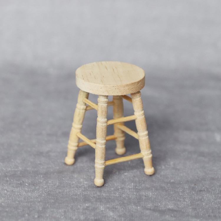 Realistic Stool Miniature Display Zakka Role Play and Display for Dollhouses Enthusiasts, 1/12 Scale, Wood Stool