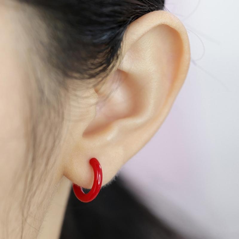 Orecchini a clip colorati in resina per piercing all'orecchio Cerchi leggeri Orecchini per uso quotidiano Accessori moda per ragazze