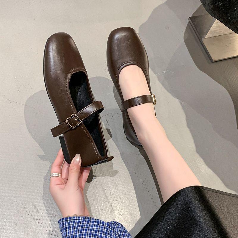 French retro light mouth evening breeze single shoes 2025 spring and summer new one-word with versatile square head soft sole Korean version singl