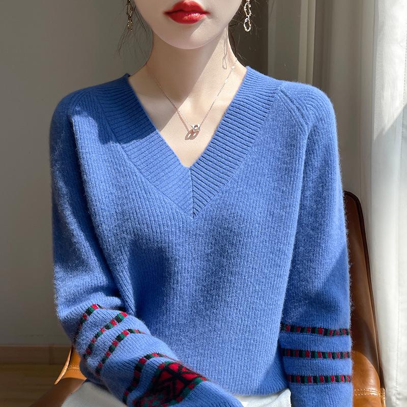 2025 Slimming V-Neck Women's Lazy Style 100% Wool Sweater