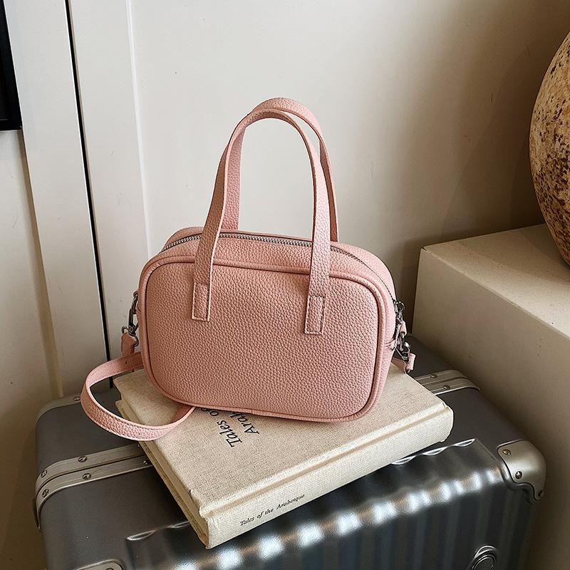 Summer small bag women's new versatile messenger bag high-end exquisite portable pillow bag