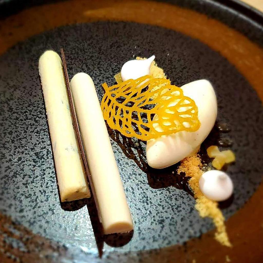 Hollow Leaf Candy Mold, Chocolate Candy 3D Hollow Leaf Silicone Mold, Sugar Craft Cake Decoration, Cupcake Top, Polymer Clay