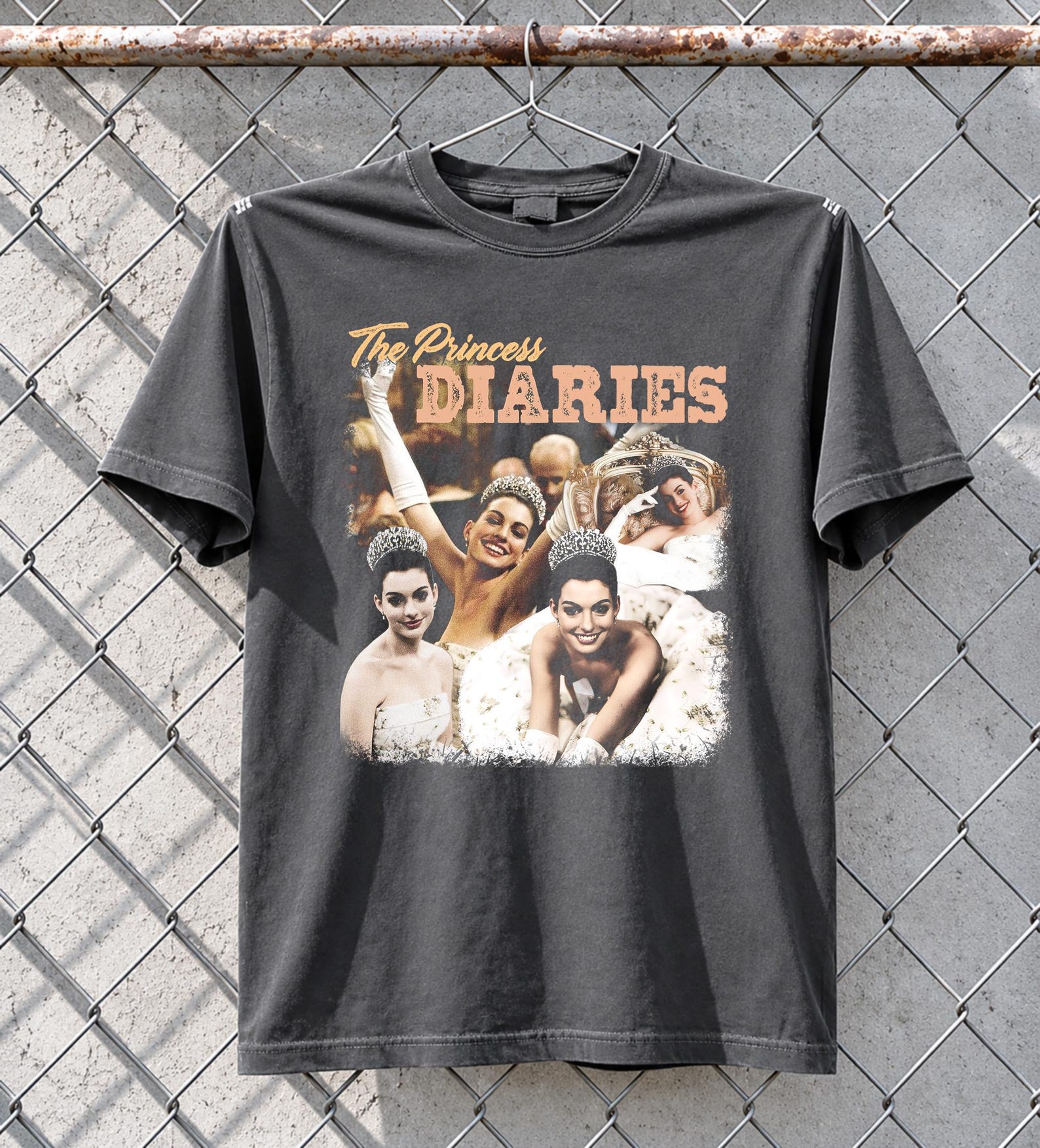 Vintage The Princess Diaries Shirt, Retro Mia Thermopolis Graphic Tee, Anne Hathaway Tshirt, Disney Princess Tee, Disneyland Genovia Shirt 3XL
