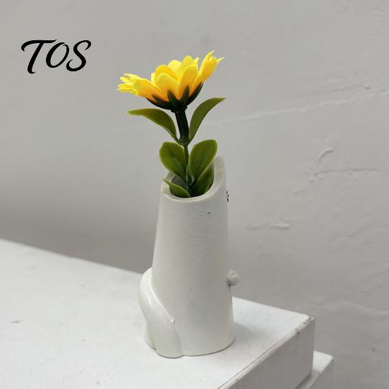 Decorative Dried Flower Container Creative Cat Shaped Vase, Minimalist Cartoon Kitten Tabletop Planter for Hand Carved Decor Fresh Flowers,