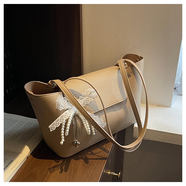 Large-capacity bag women's summer versatile new casual shoulder underarm mother bag commuter tote bag