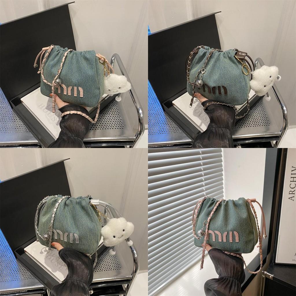 Chic And Fashionable Bucket Bag Featuring Soft Pu Material For Everyday Use