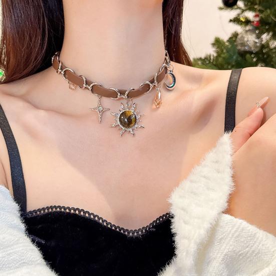 

Женское ожерелье из искусственной кожи, полая цепочка, запутанная подвеска с изображением Солнца, Луны и звезды, колье для горячих девушек, Клубная вечеринка, косплей, украшения на шею