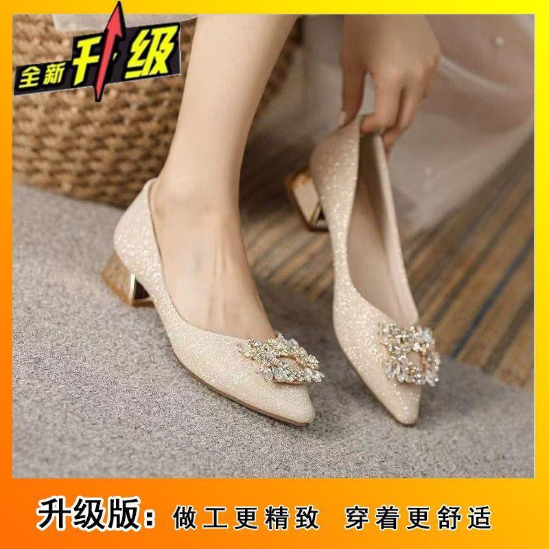 

Coarse heel wedding shoes two wear with skirt shoes spring and summer new with skirt not tired feet pointed flower single shoes women 40