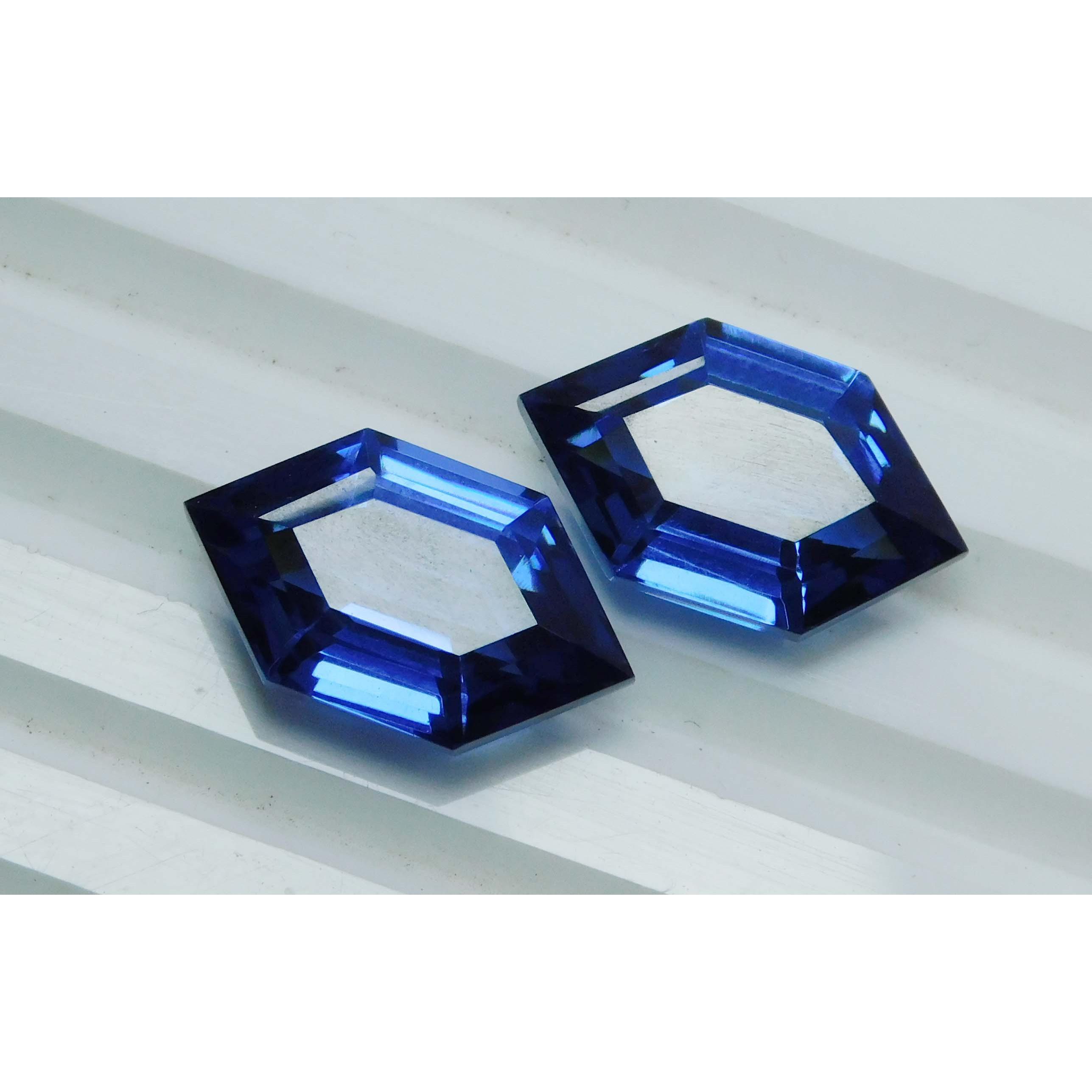 

Flawless Sapphire Blue 19 Ct Fancy Shape Natural Loose Gemstone Pair CERTIFIED A-1653 16.3 mm each approx синій