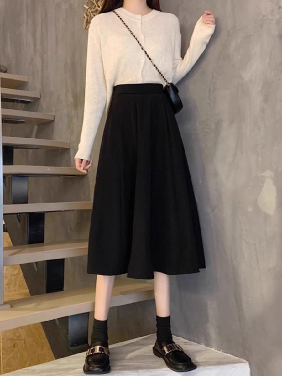 

Women s Petite Slimming High-Waisted Black Midi A-Line Skirt - Spring/Autumn 2025 Collection 4XL