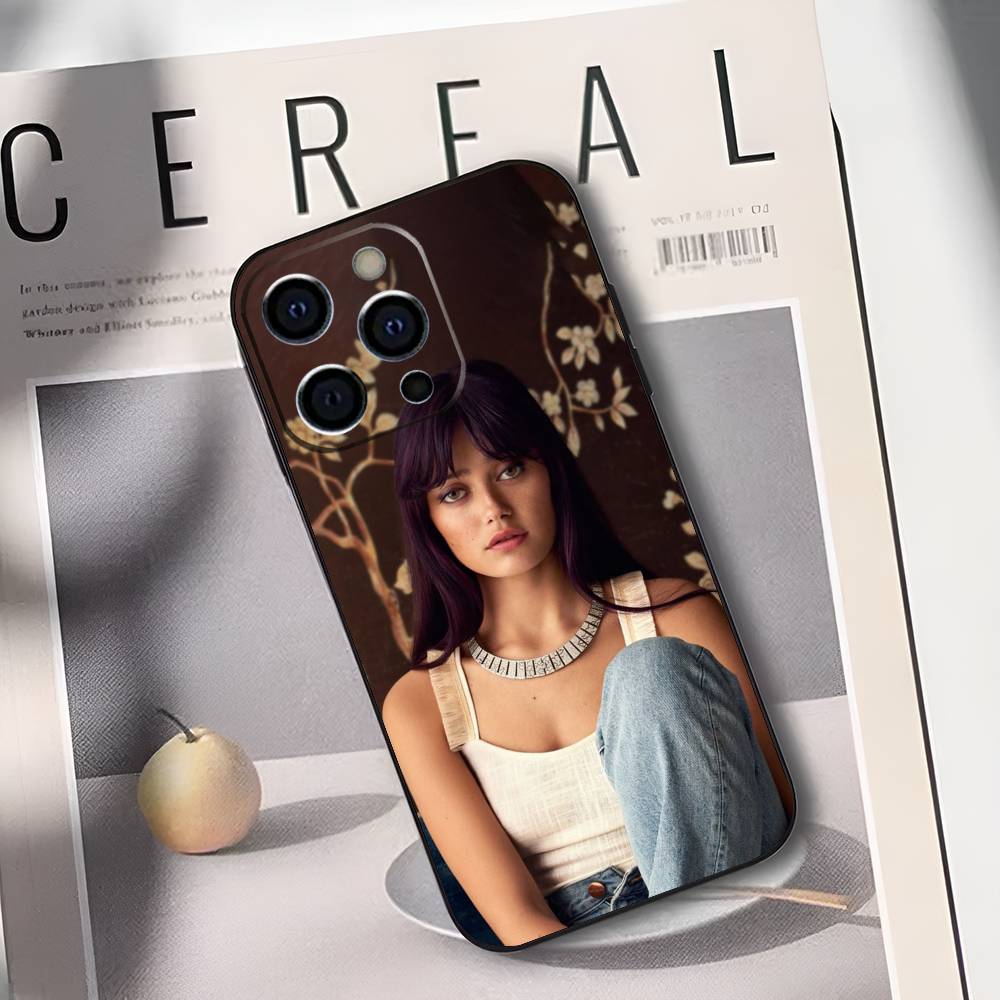 Actress E-Ella P-Purnell Phone Case For iPhone 17,16,15,14,13,12,11 Plus,Pro Max,XS,Soft Silicone Black Cover