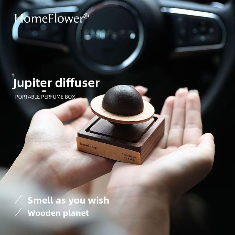 Black Walnut Small Planet Creative Diffuser Indoor Car Ornament Diffuser Handmade Wood Essential Oil Diffuser