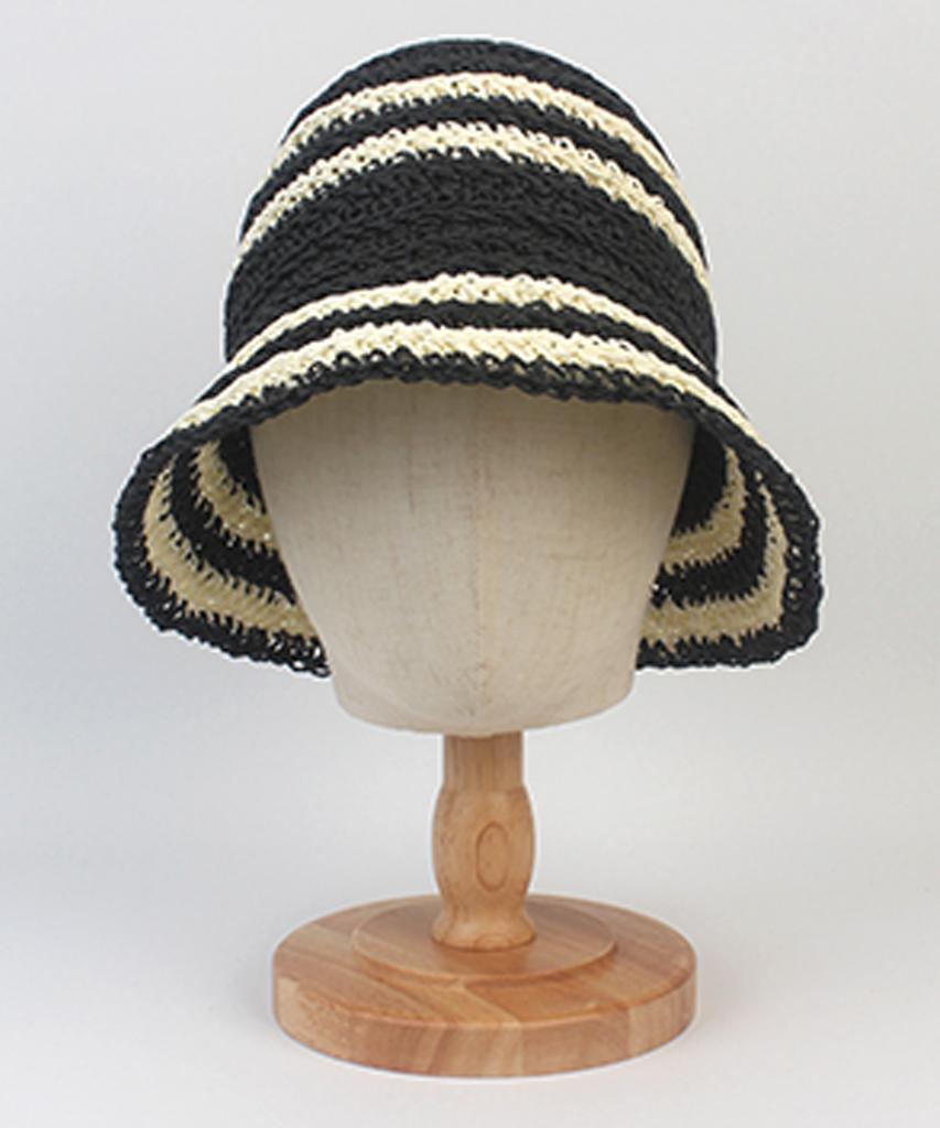 Yunibeosyeolkemiseuteuli Summer Point Black Bucket Hat