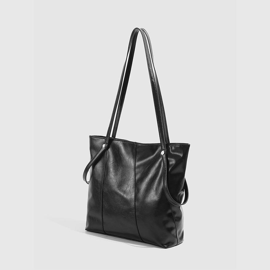 Korean Style Black Fashion Tote - Large Capacity, High-End, Versatile Shoulder & Underarm Bag