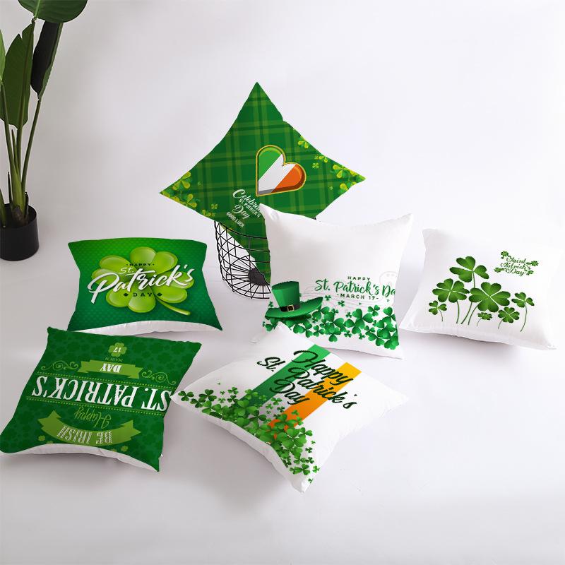 Home St. Patrick's Day Green Peach Velvet Cushion Cover National Day Four-Leaf Clover Cushion Cover